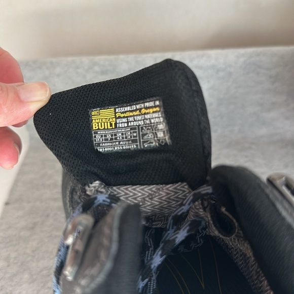 Keen Women’s,black,hiking,mid ankle boots,Waterproof,Size 7 - Picture 8 of 8